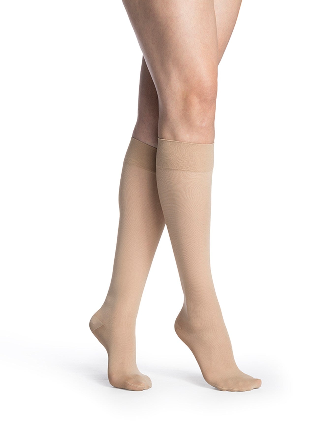 Sigvaris 750 Medium Sheer Compression Socks 20-30 mmHg Calf High for Women Closed Toe