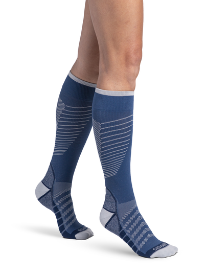 Sigvaris Motion FlowTech Compression Socks 20-30 mmHg Calf High for Unisex Closed Toe