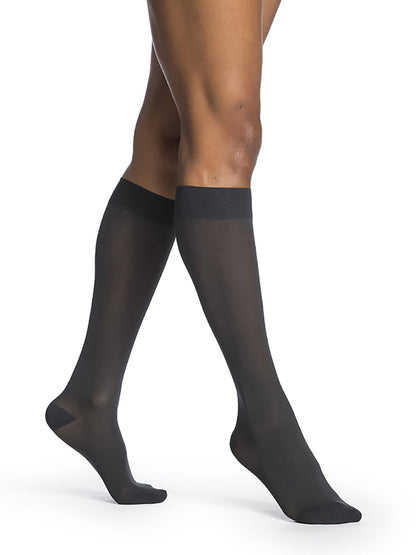 Sigvaris 750 Medium Sheer Compression Socks 20-30 mmHg Calf High for Women Closed Toe