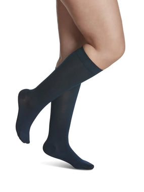 Sigvaris 840 Soft Opaque Compression Socks 20-30 mmHg Calf High for Female Closed Toe