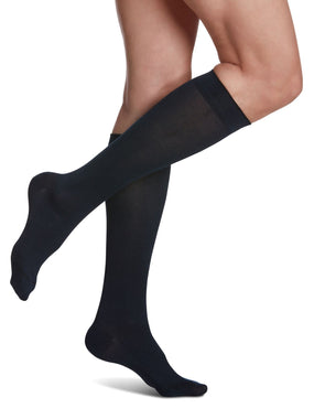 Sigvaris 150 Sea Island Cotton Compression Socks 15-20 mmHg Calf High For Women Closed Toe