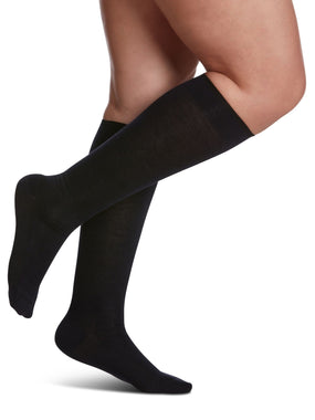 Sigvaris 150 All Season Merino Wool Compression Socks 15-20 mmHg Calf High For Women Closed Toe