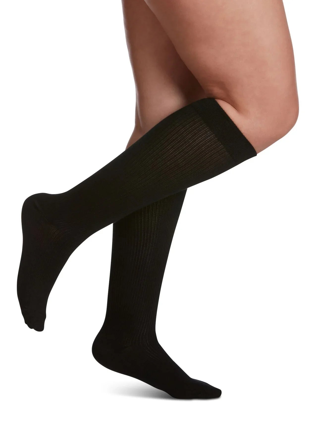 Sigvaris 140 Casual Cotton Compression Socks 15-20 mmHg Calf High For Women Closed Toe